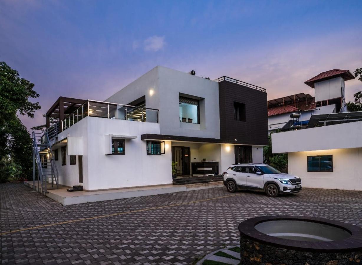 Nadhiyoram River Retreat Kochi Bagian luar foto