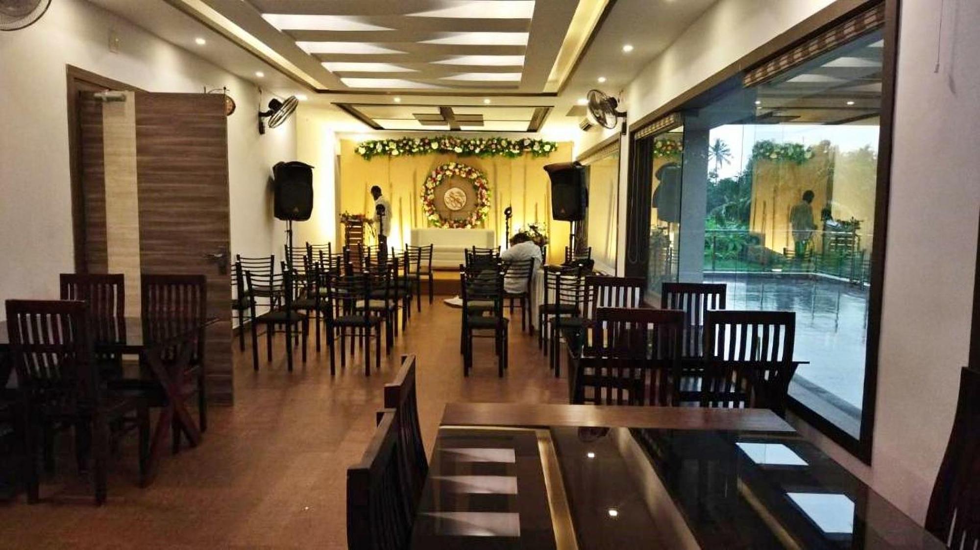 Nadhiyoram River Retreat Kochi Bagian luar foto