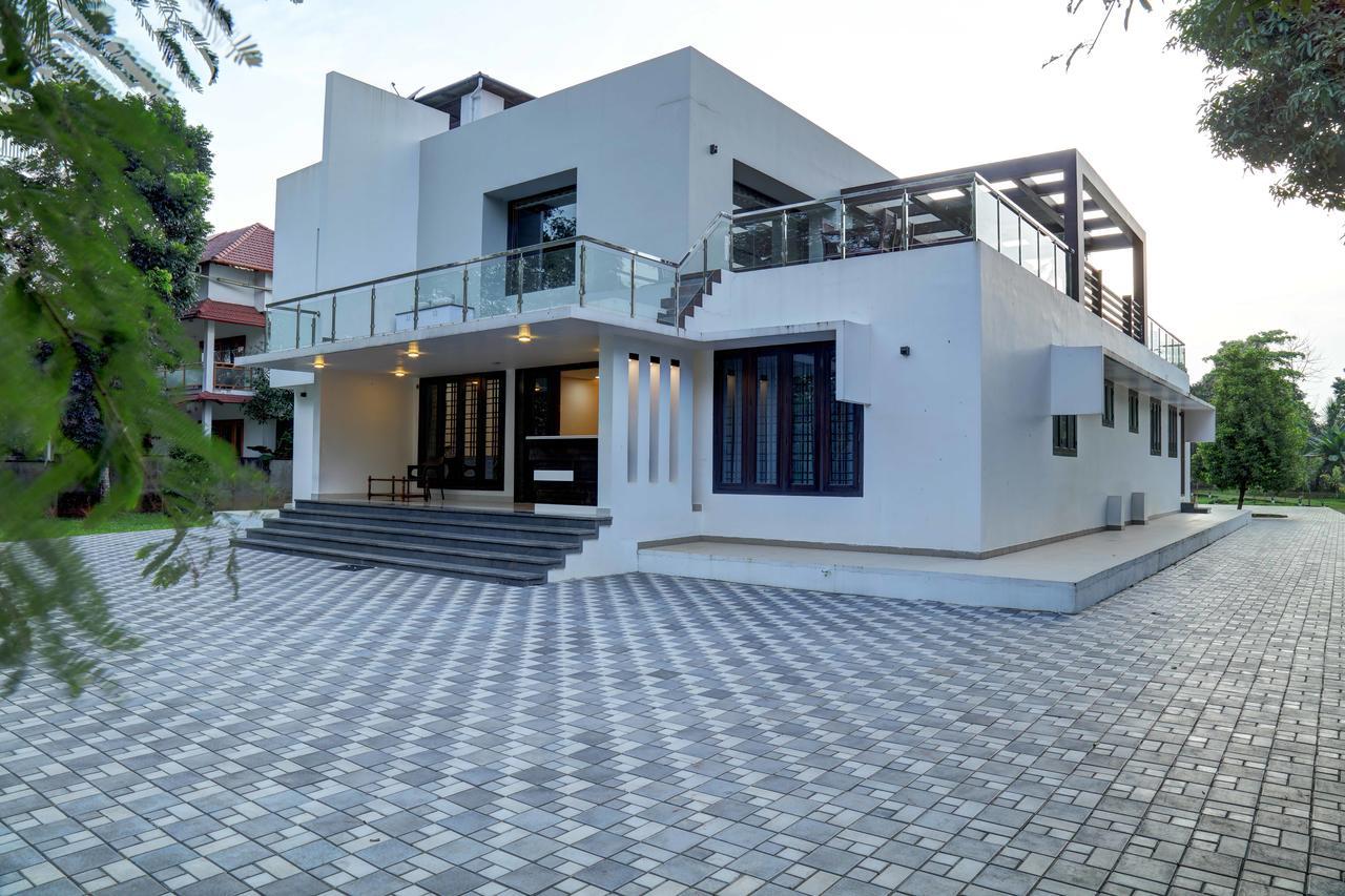 Nadhiyoram River Retreat Kochi Bagian luar foto
